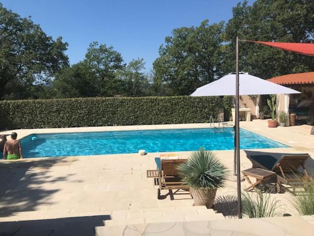 La Brindille Petit Mas Provencal Meuble De Tourisme 3 Etoiles 2-3 Personnes 1 Piece 30 M2 Tout Confort Lisiere Foret Jardin Jacuzzi Piscine Saint-Paul-en-Foret Luaran gambar